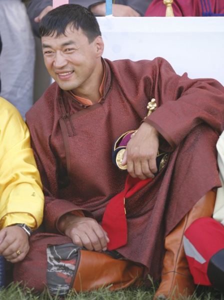 Дархан аварга А.Сүхбат зодоглохгүй